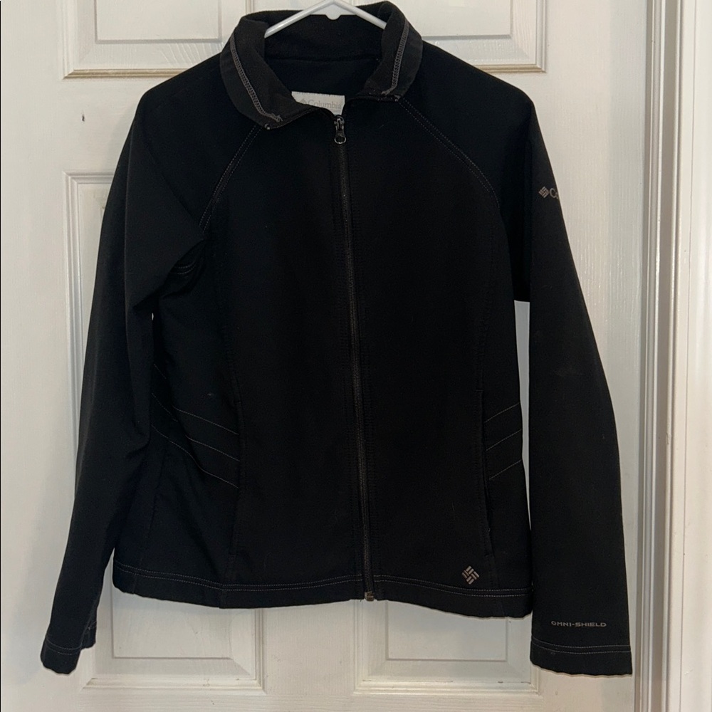 Columbia Black Softshell Jacket with Zip